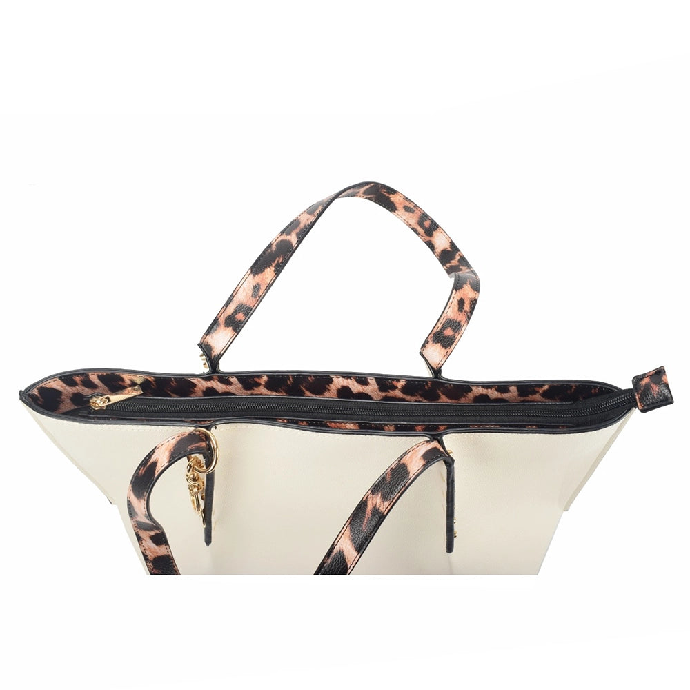 Queen of Hearts Antoinette Tote Bag