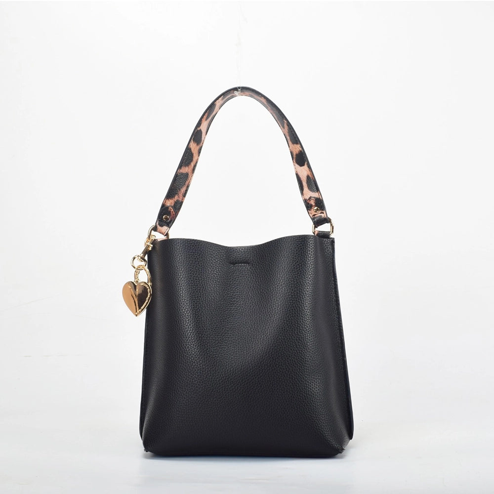 Queen of Hearts Grace Handbag Convertible Crossbody Bag
