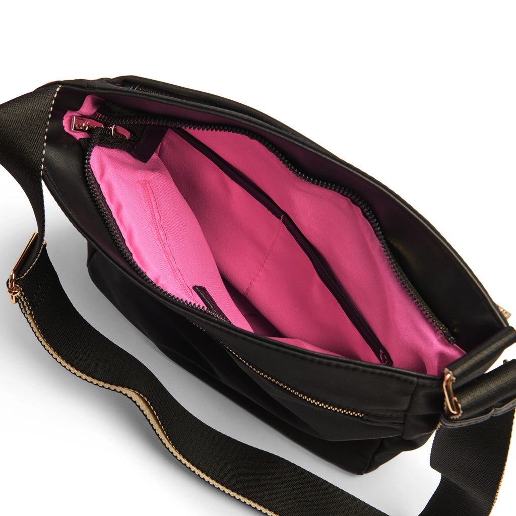 Queen of Hearts Teresa Crossbody Bag