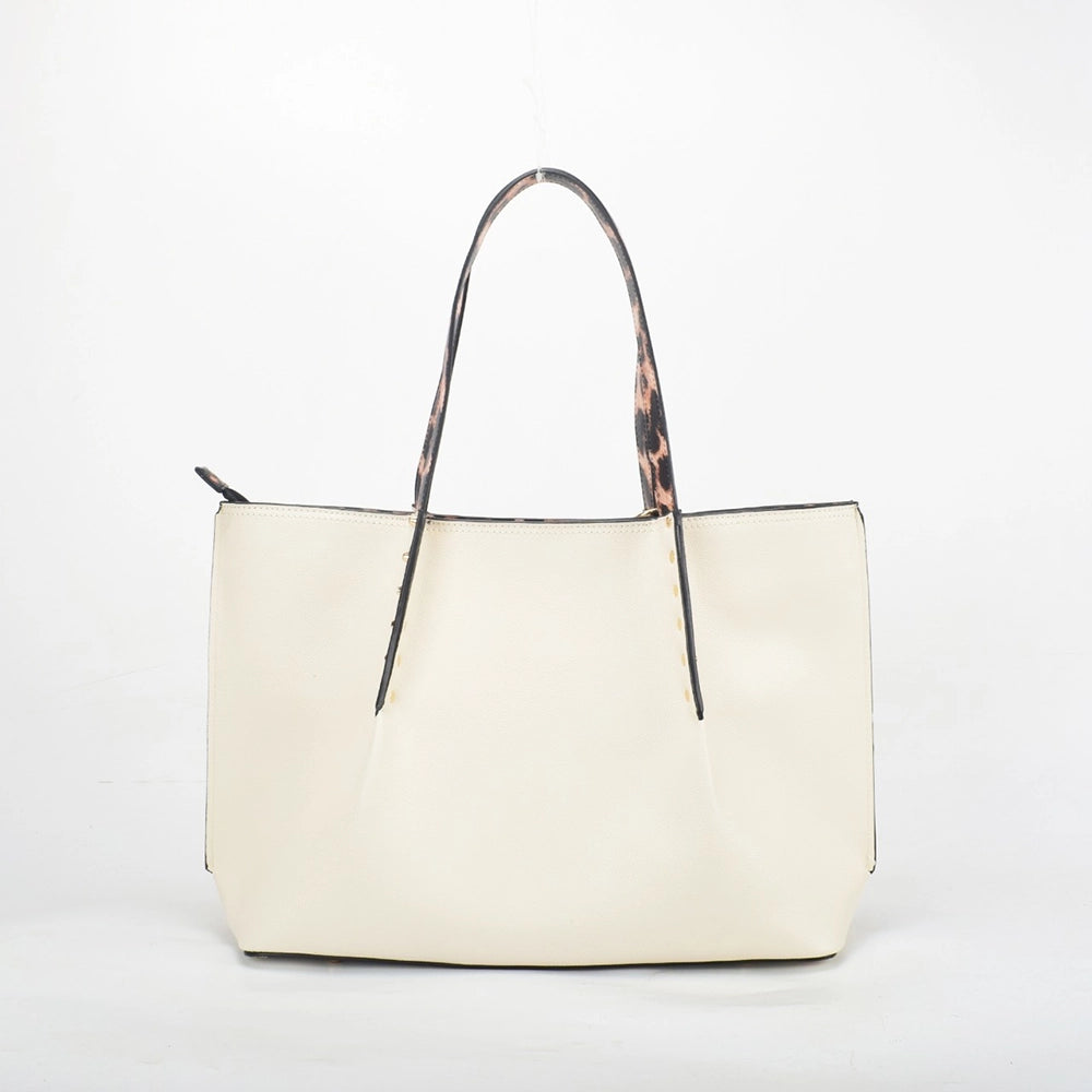 Queen of Hearts Antoinette Tote Bag