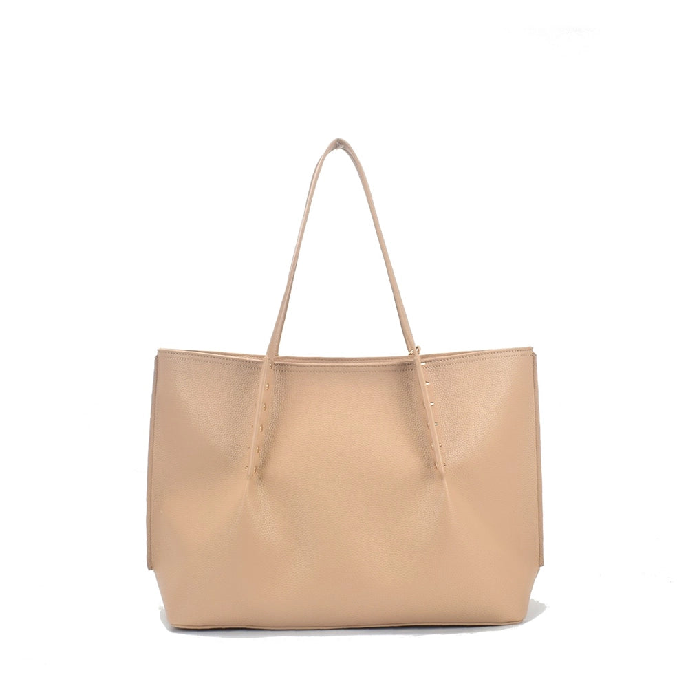 Queen of Hearts Antoinette Tote Bag