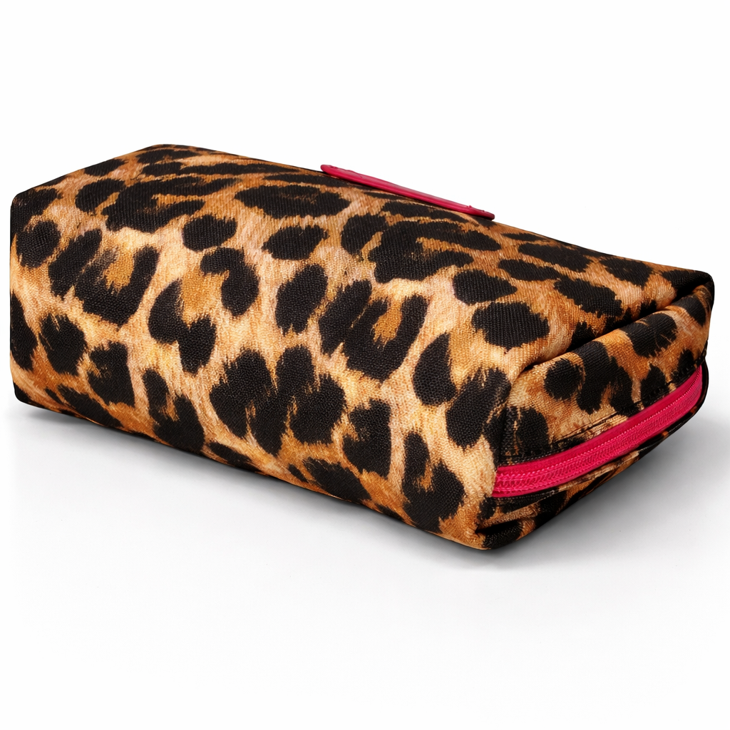 QUEEN OF HEARTS COSMETIC BAG IN LEOPARD WITH PINK TRIM